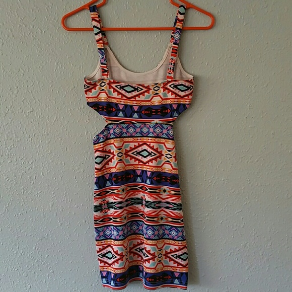 Dress - Picture 2 of 3